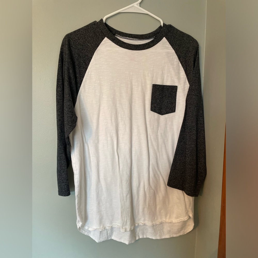 Baseball tee